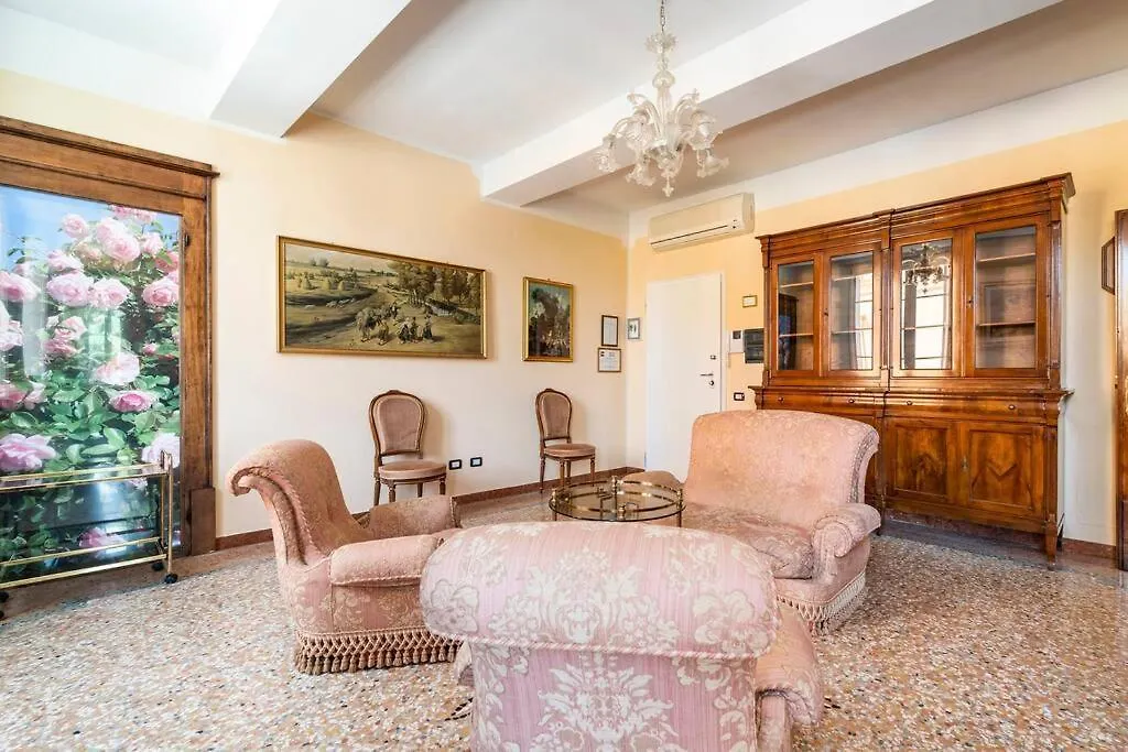 Elegant Apt, Wi-Fi And Garden Apartment Bologna Italy