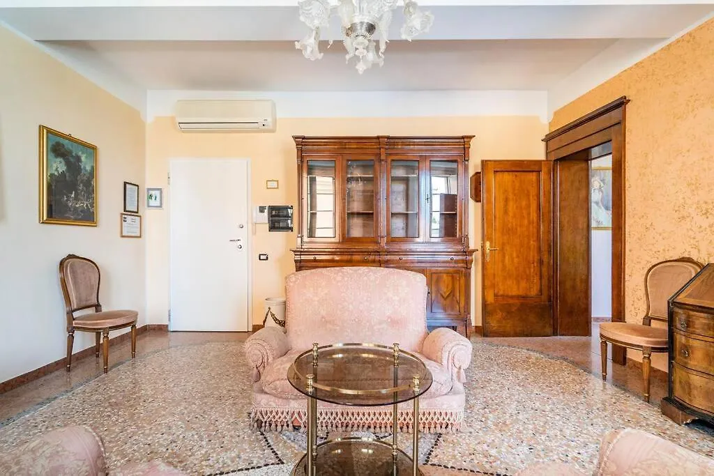 Elegant Apt, Wi-Fi And Garden Apartment Bologna