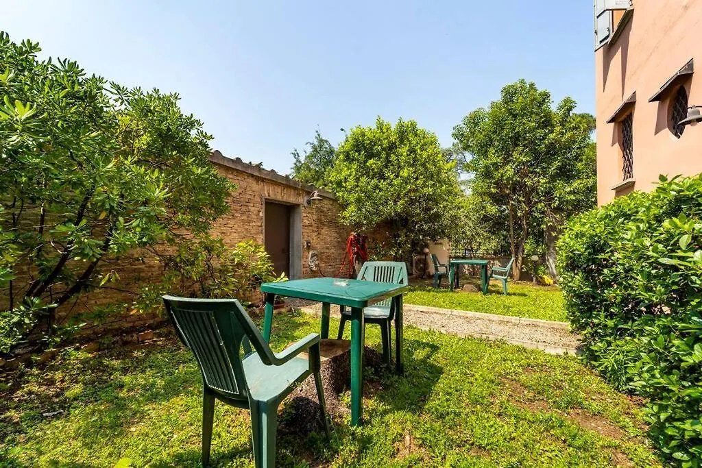 Elegant Apt, Wi-Fi And Garden Apartment Bologna