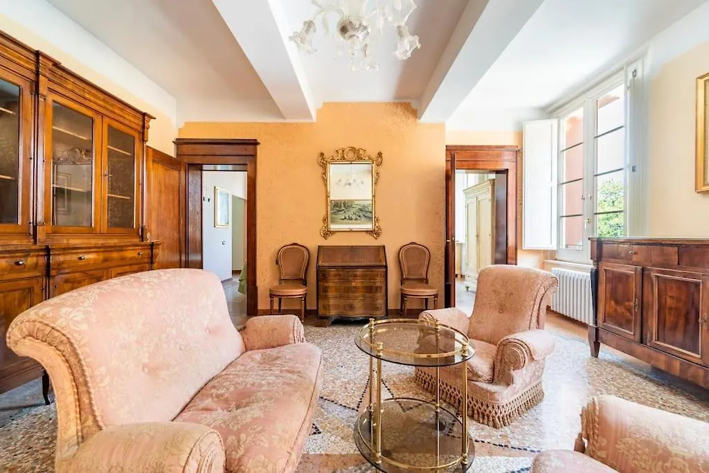 Elegant Apt, Wi-Fi And Garden Apartment Bologna Italy